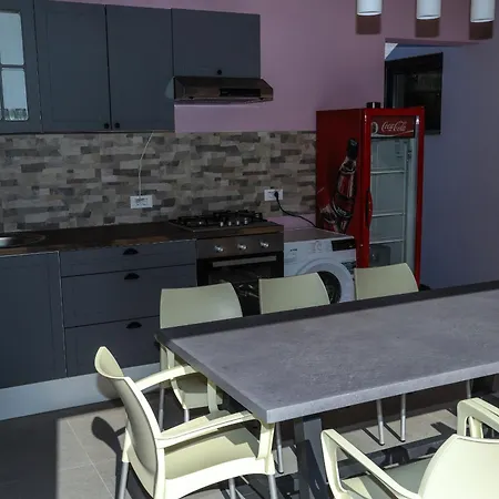 Jacky In For 8 People With Private Pool Just 900 Meters From Sea Βίλα Πόρετς
