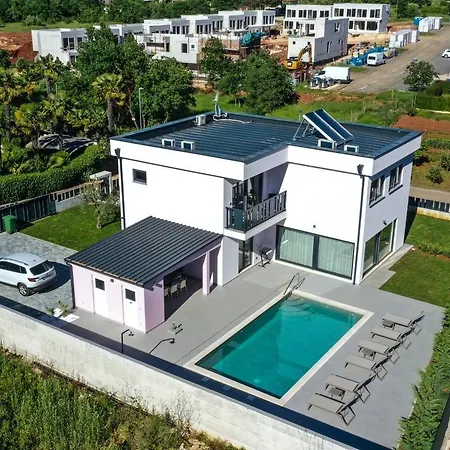 וילה Jacky In For 8 People With Private Pool Just 900 Meters From Sea *