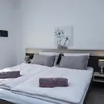 Βίλα Jacky In For 8 People With Private Pool Just 900 Meters From Sea *
